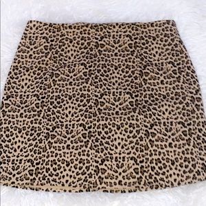 leopard skirt